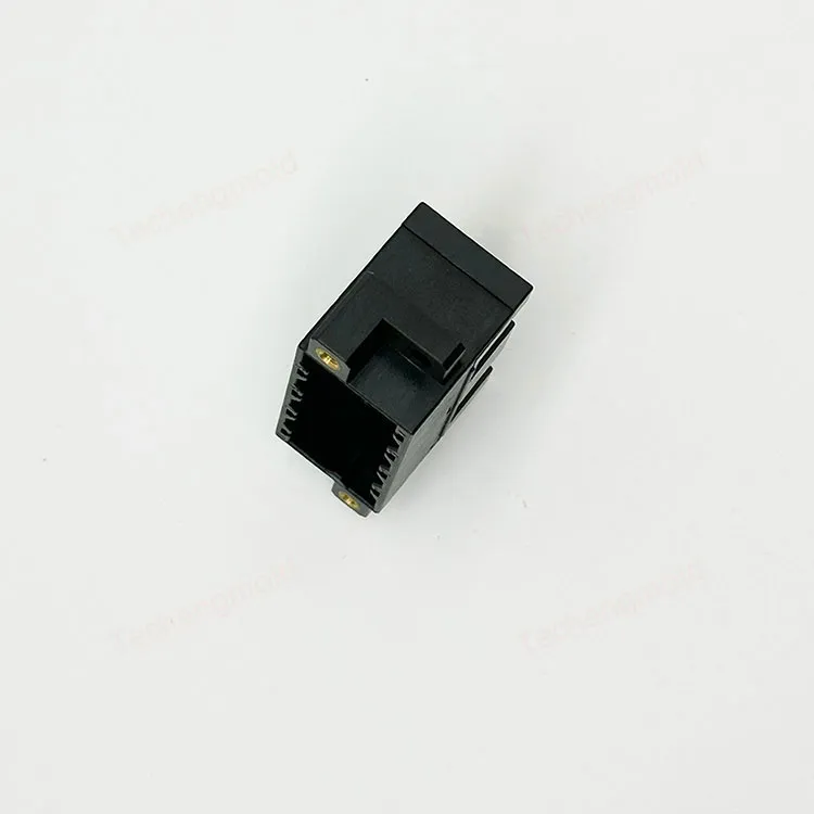 特诚科技PBT精密注塑件实拍 1
